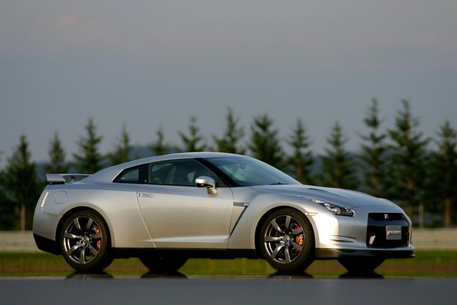  Nissan GT-R 2007 года  (фото 366 из 480)
